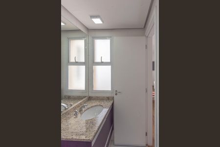 Apartamento para alugar com 65m², 2 quartos e 1 vaga Apartamento para alugar com 65m², 2 quartos e 1 vagaBanheiro da Suíte