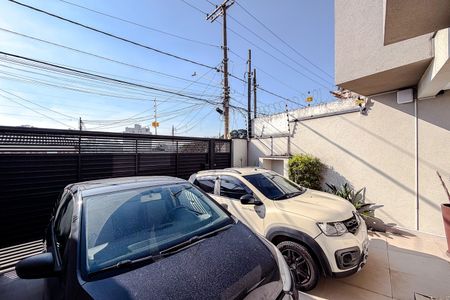 Garagem de casa à venda com 3 quartos, 130m² em Vila São José, São Paulo