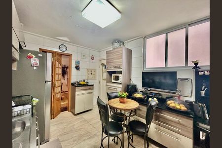 Apartamento à venda com 138m², 3 quartos e 1 vaga Apartamento à venda com 138m², 3 quartos e 1 vagaCozinha