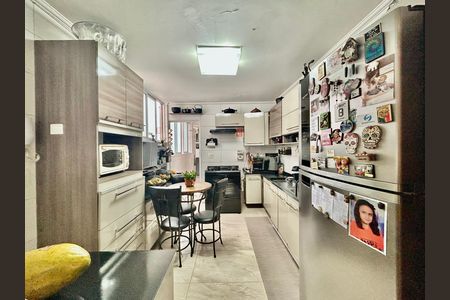 Apartamento à venda com 138m², 3 quartos e 1 vaga Apartamento à venda com 138m², 3 quartos e 1 vagaCozinha