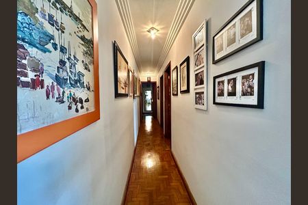Apartamento à venda com 138m², 3 quartos e 1 vaga Apartamento à venda com 138m², 3 quartos e 1 vagaCorredor