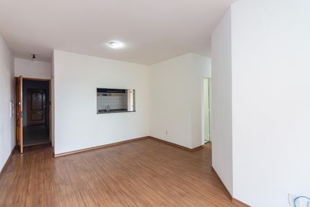 Sala  de apartamento para alugar com 3 quartos, 73m² em Piratininga, Osasco