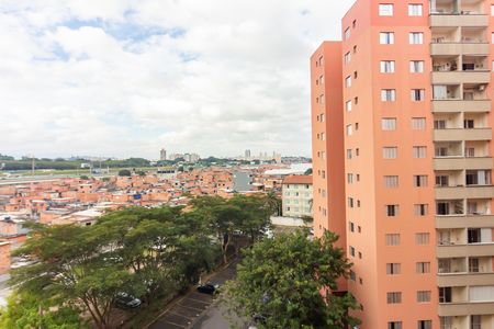 Vista  de apartamento para alugar com 3 quartos, 73m² em Piratininga, Osasco