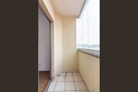 Sacada de apartamento para alugar com 3 quartos, 73m² em Piratininga, Osasco
