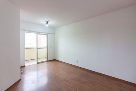 Apartamento para alugar com 73m², 3 quartos e 1 vaga Apartamento para alugar com 73m², 3 quartos e 1 vagaSala