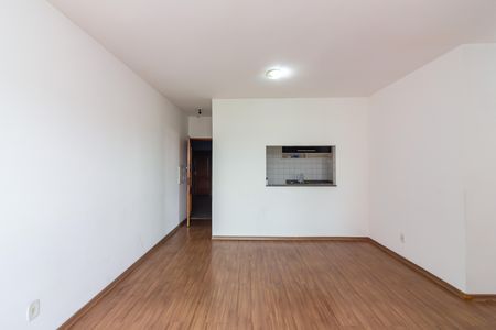Sala  de apartamento para alugar com 3 quartos, 73m² em Piratininga, Osasco