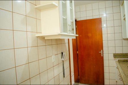 Apartamento à venda com 3 quartos, 72m² em Jardim Goiás, Goiânia