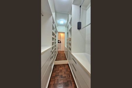 Apartamento à venda com 108m², 2 quartos e 2 vagas Apartamento à venda com 108m², 2 quartos e 2 vagasÁrea de Serviço