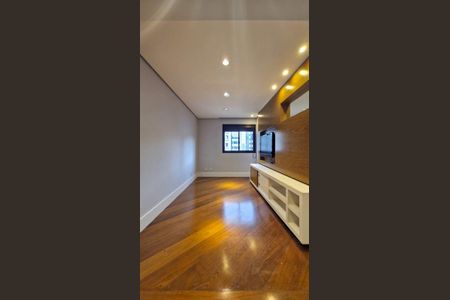 Apartamento à venda com 108m², 2 quartos e 2 vagas Apartamento à venda com 108m², 2 quartos e 2 vagasQuarto