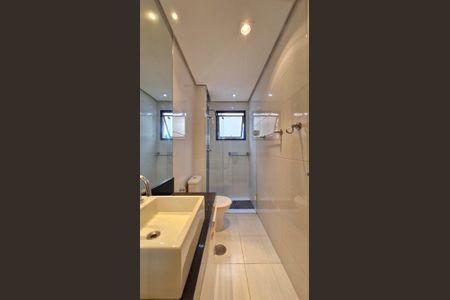 Apartamento à venda com 108m², 2 quartos e 2 vagas Apartamento à venda com 108m², 2 quartos e 2 vagasBanheiro