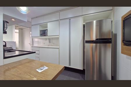 Apartamento à venda com 108m², 2 quartos e 2 vagas Apartamento à venda com 108m², 2 quartos e 2 vagasCozinha