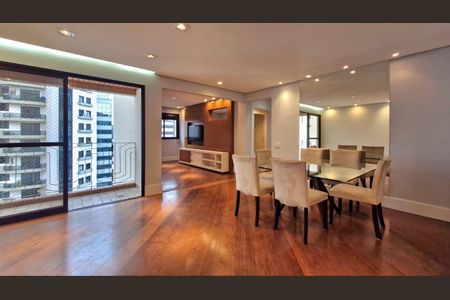 Apartamento à venda com 108m², 2 quartos e 2 vagas Apartamento à venda com 108m², 2 quartos e 2 vagasSala de Jantar