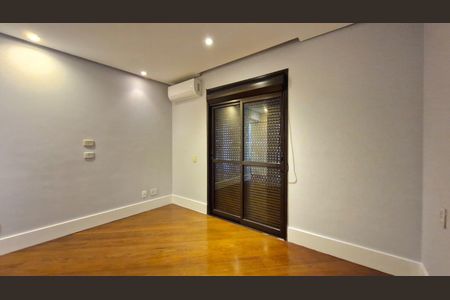 Apartamento à venda com 108m², 2 quartos e 2 vagas Apartamento à venda com 108m², 2 quartos e 2 vagasQuarto