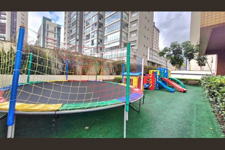 Apartamento à venda com 108m², 2 quartos e 2 vagas Apartamento à venda com 108m², 2 quartos e 2 vagasPlayground