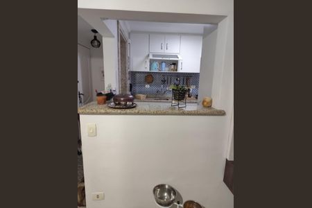 Apartamento à venda com 64m², 2 quartos e 1 vaga Apartamento à venda com 64m², 2 quartos e 1 vagaCozinha