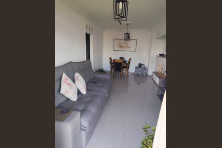 Apartamento à venda com 64m², 2 quartos e 1 vaga Apartamento à venda com 64m², 2 quartos e 1 vagaSala