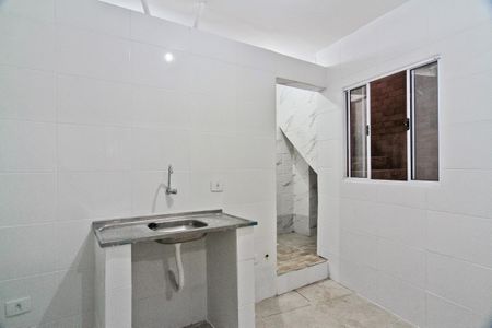 Cozinha de kitnet/studio para alugar com 1 quarto, 24m² em Sítio do Mandaqui, São Paulo