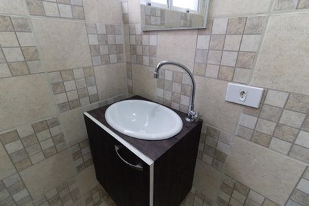 Casa para alugar com 140m², 3 quartos e 2 vagas Casa para alugar com 140m², 3 quartos e 2 vagasBanheiro 2