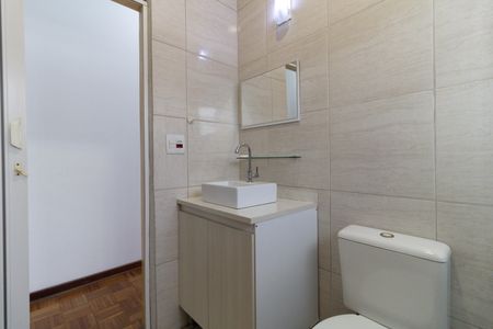 Casa para alugar com 140m², 3 quartos e 2 vagas Casa para alugar com 140m², 3 quartos e 2 vagasBanheiro 1