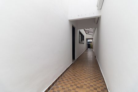 Casa para alugar com 140m², 3 quartos e 2 vagas Casa para alugar com 140m², 3 quartos e 2 vagasCorredor Lateral