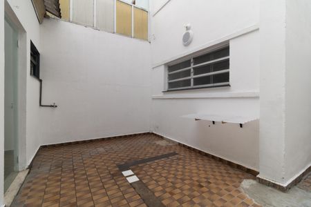 Casa para alugar com 140m², 3 quartos e 2 vagas Casa para alugar com 140m², 3 quartos e 2 vagasQuintal