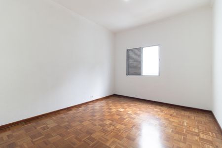 Casa para alugar com 140m², 3 quartos e 2 vagas Casa para alugar com 140m², 3 quartos e 2 vagasQuarto 2