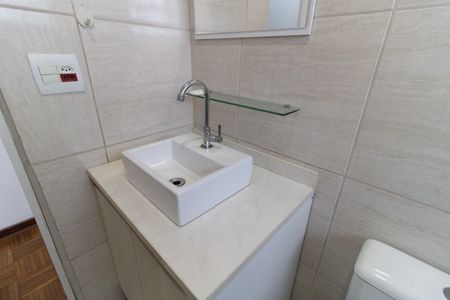 Casa para alugar com 140m², 3 quartos e 2 vagas Casa para alugar com 140m², 3 quartos e 2 vagasBanheiro 1