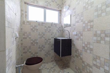 Casa para alugar com 140m², 3 quartos e 2 vagas Casa para alugar com 140m², 3 quartos e 2 vagasBanheiro 2