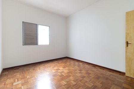 Casa para alugar com 140m², 3 quartos e 2 vagas Casa para alugar com 140m², 3 quartos e 2 vagasQuarto 2