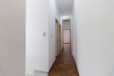 Casa para alugar com 140m², 3 quartos e 2 vagas Casa para alugar com 140m², 3 quartos e 2 vagasCorredor