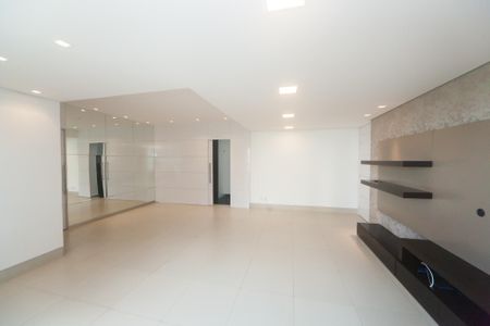Apartamento para alugar com 113m², 3 quartos e 2 vagassala