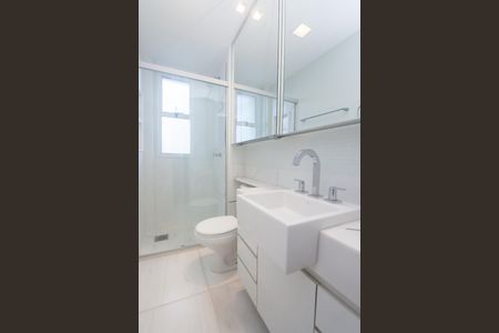 Apartamento para alugar com 113m², 3 quartos e 2 vagasBanheiro suite 