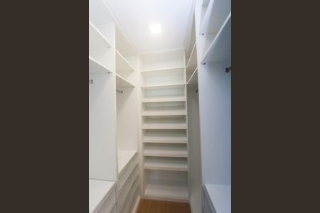 Apartamento para alugar com 113m², 3 quartos e 2 vagasCloset da suíte