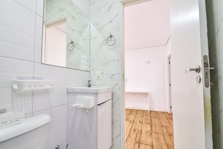 Apartamento para alugar com 29m², 1 quarto e sem vaga Apartamento para alugar com 29m², 1 quarto e sem vagaBanheiro