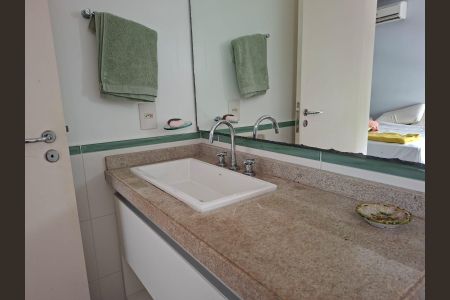 Apartamento para alugar com 98m², 2 quartos e 1 vaga Apartamento para alugar com 98m², 2 quartos e 1 vagaBanheiro