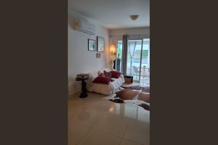Apartamento para alugar com 98m², 2 quartos e 1 vaga Apartamento para alugar com 98m², 2 quartos e 1 vagaSala