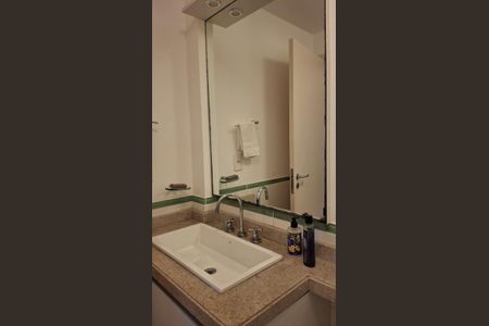 Apartamento para alugar com 98m², 2 quartos e 1 vaga Apartamento para alugar com 98m², 2 quartos e 1 vagaBanheiro