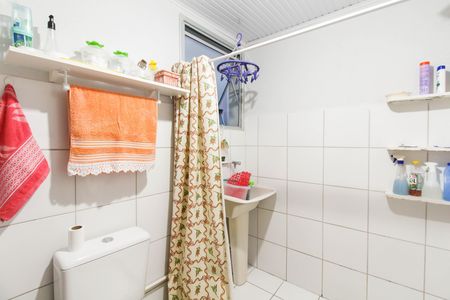 Apartamento para alugar com 48m², 2 quartos e 1 vaga Apartamento para alugar com 48m², 2 quartos e 1 vagaBanheiro