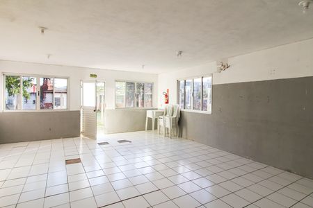 Apartamento para alugar com 48m², 2 quartos e 1 vaga Apartamento para alugar com 48m², 2 quartos e 1 vagaÁrea comum - Salão de festas
