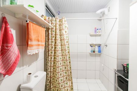 Apartamento para alugar com 48m², 2 quartos e 1 vaga Apartamento para alugar com 48m², 2 quartos e 1 vagaBanheiro