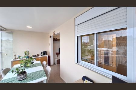 Varanda  de apartamento para alugar com 2 quartos, 62m² em Vila Ipojuca, São Paulo
