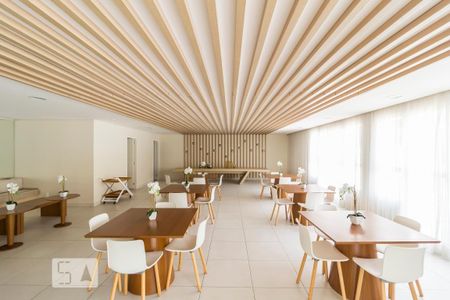 Apartamento para alugar com 62m², 2 quartos e 2 vagas Apartamento para alugar com 62m², 2 quartos e 2 vagasSalão de festas