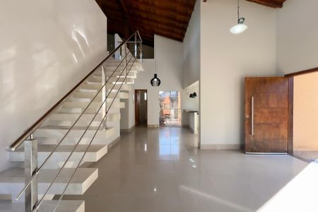 Casa para alugar com 260m², 3 quartos e 5 vagas