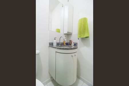 Apartamento à venda com 59m², 2 quartos e 1 vaga Apartamento à venda com 59m², 2 quartos e 1 vagaBanheiro 2