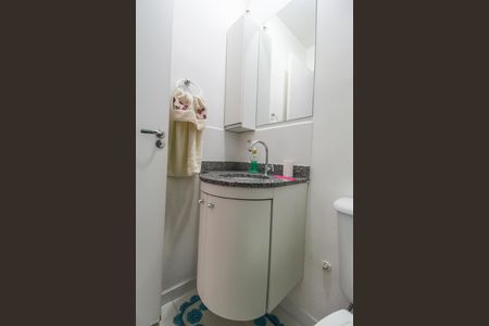 Apartamento à venda com 59m², 2 quartos e 1 vaga Apartamento à venda com 59m², 2 quartos e 1 vagaBanheiro da Suíte