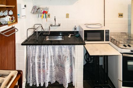 Apartamento para alugar com 74m², 2 quartos e 1 vaga Apartamento para alugar com 74m², 2 quartos e 1 vagaCozinha / Área de Serviço