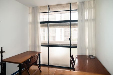 Apartamento para alugar com 74m², 2 quartos e 1 vaga Apartamento para alugar com 74m², 2 quartos e 1 vagaQuarto 1 / Escritório