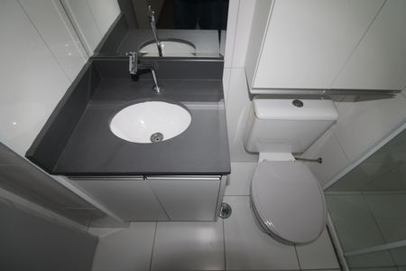 Apartamento à venda com 53m², 2 quartos e 1 vagaBanheiro 2