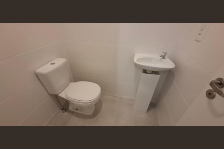 Apartamento para alugar com 136m², 3 quartos e 2 vagas Apartamento para alugar com 136m², 3 quartos e 2 vagasBanheiro de serviço