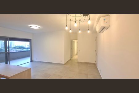 Apartamento para alugar com 136m², 3 quartos e 2 vagas Apartamento para alugar com 136m², 3 quartos e 2 vagasSala